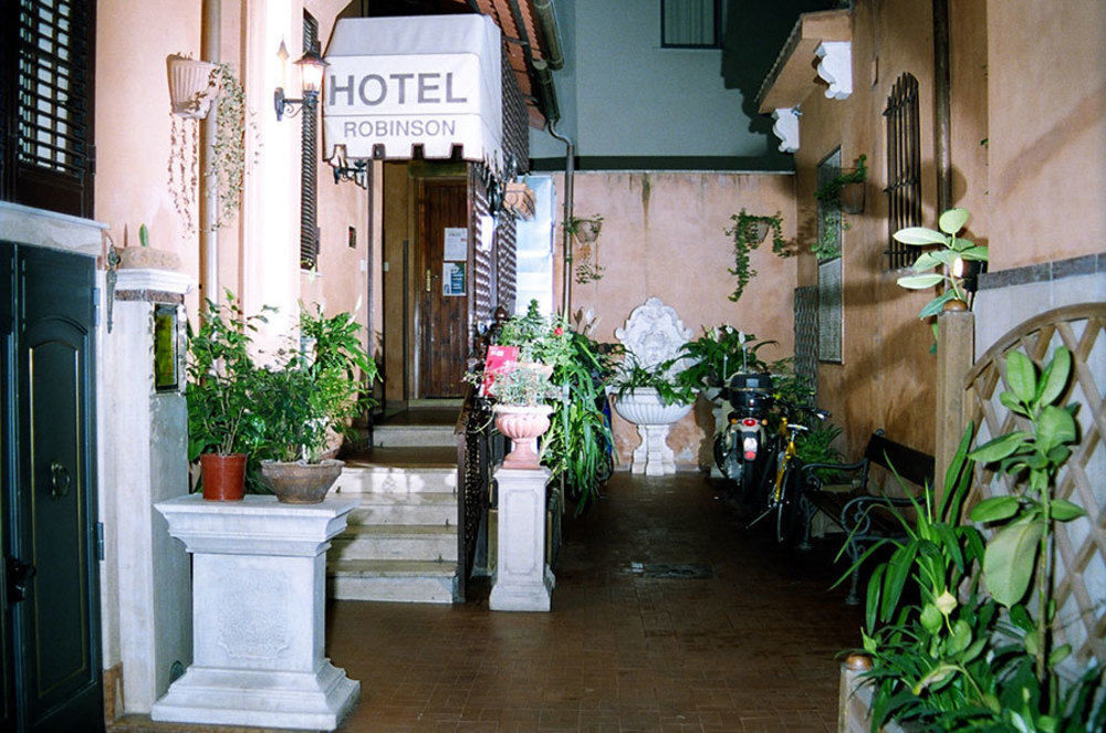 Hotel Robinson Рим Экстерьер фото