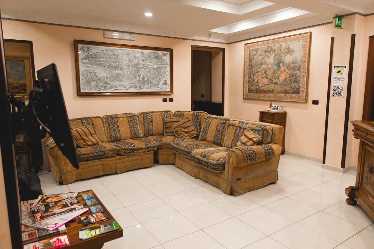 Hotel Robinson Рим Экстерьер фото